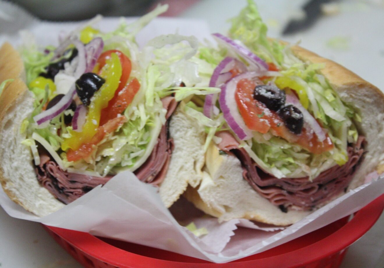 Ciros Roast Beef Sub